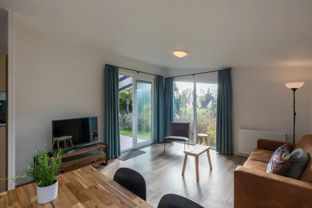 Chalet - Vakantiepark Fort den Haak | Vrouwenpolder (Huisdieren toegestaan) in Vrouwenpolder