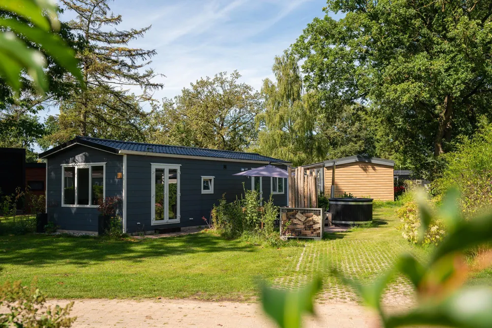 Bungalette 4 personen basic met hottub