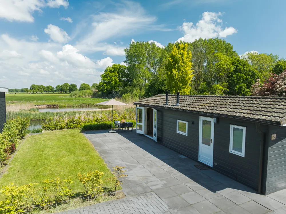 Bungalow near the river | 4 personen