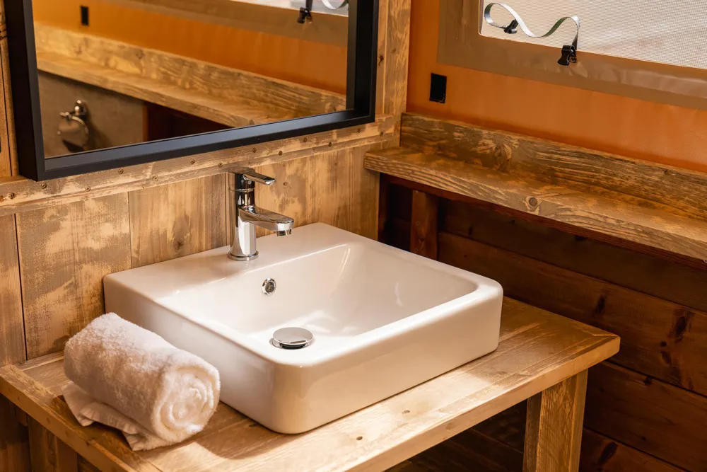 Boomhut met hottub | 6 personen in Zuna